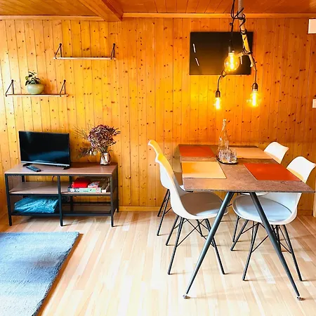 Charming, Well-equipped Alpine Apartment