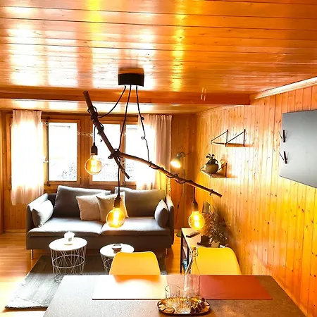 Apartment Charming, Well-equipped Alpine *