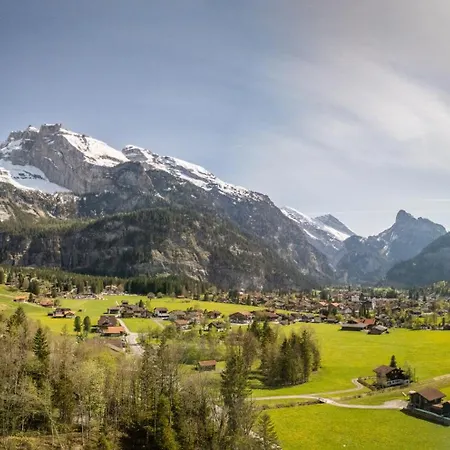 شقة Charming, Well-equipped Alpine