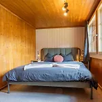 Charming, Well-equipped Alpine Apartment