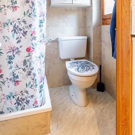 Apartment Charming, Well-equipped Alpine Kandersteg